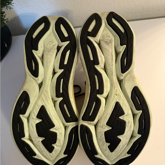 Asics Women's Athletic Shoes - Gray and Yellow - Picture 5 of 6